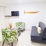 apartamento con vista al mar y centro histórico
